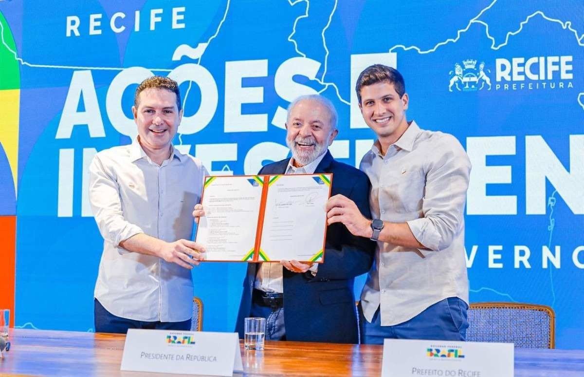 Lula faz acenos a João Campos em Recife: 