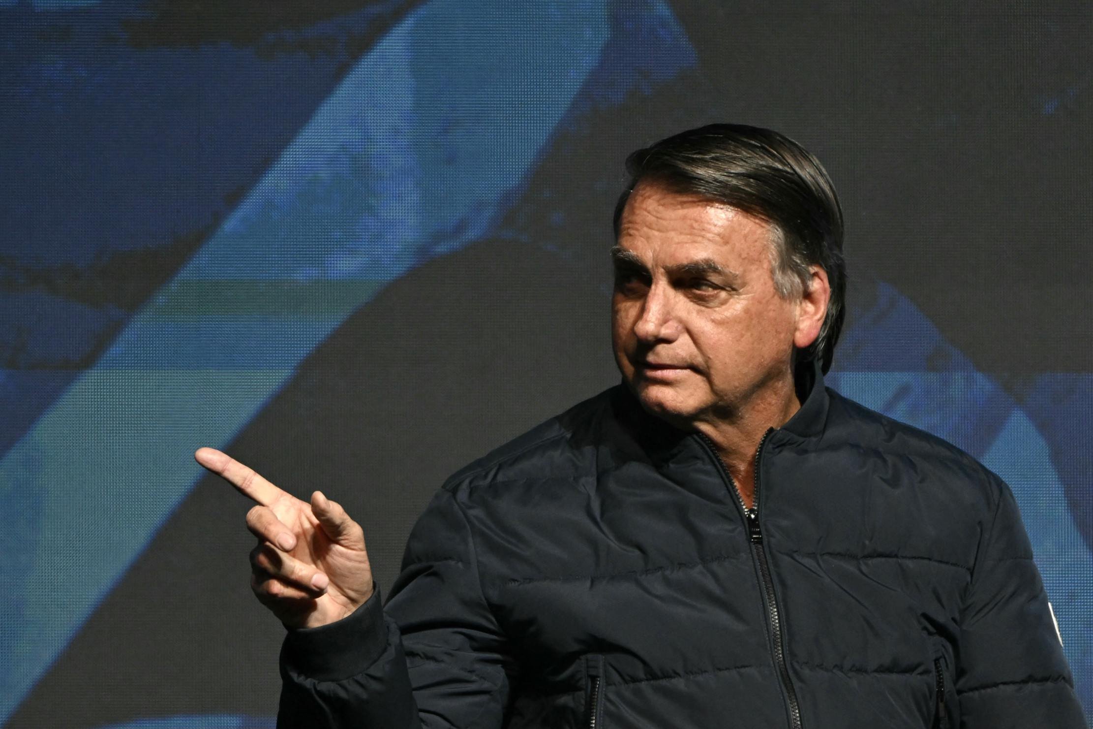 Oposição dá início a nova ofensiva para livrar Bolsonaro da inelegibilidade