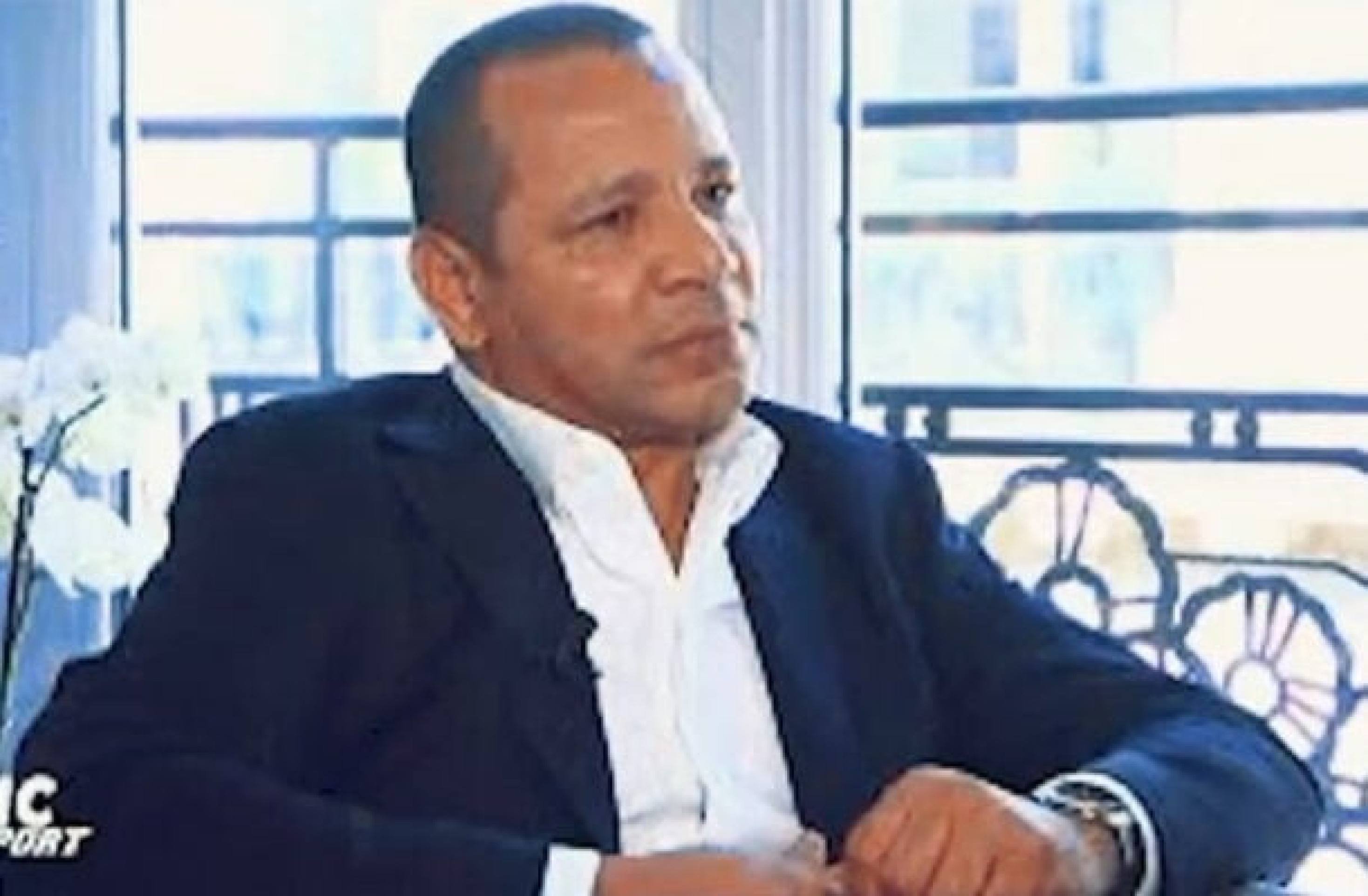Pai de Neymar diz que meta é renovar com o Santos Pai de Neymar diz que meta é renovar com o Santos