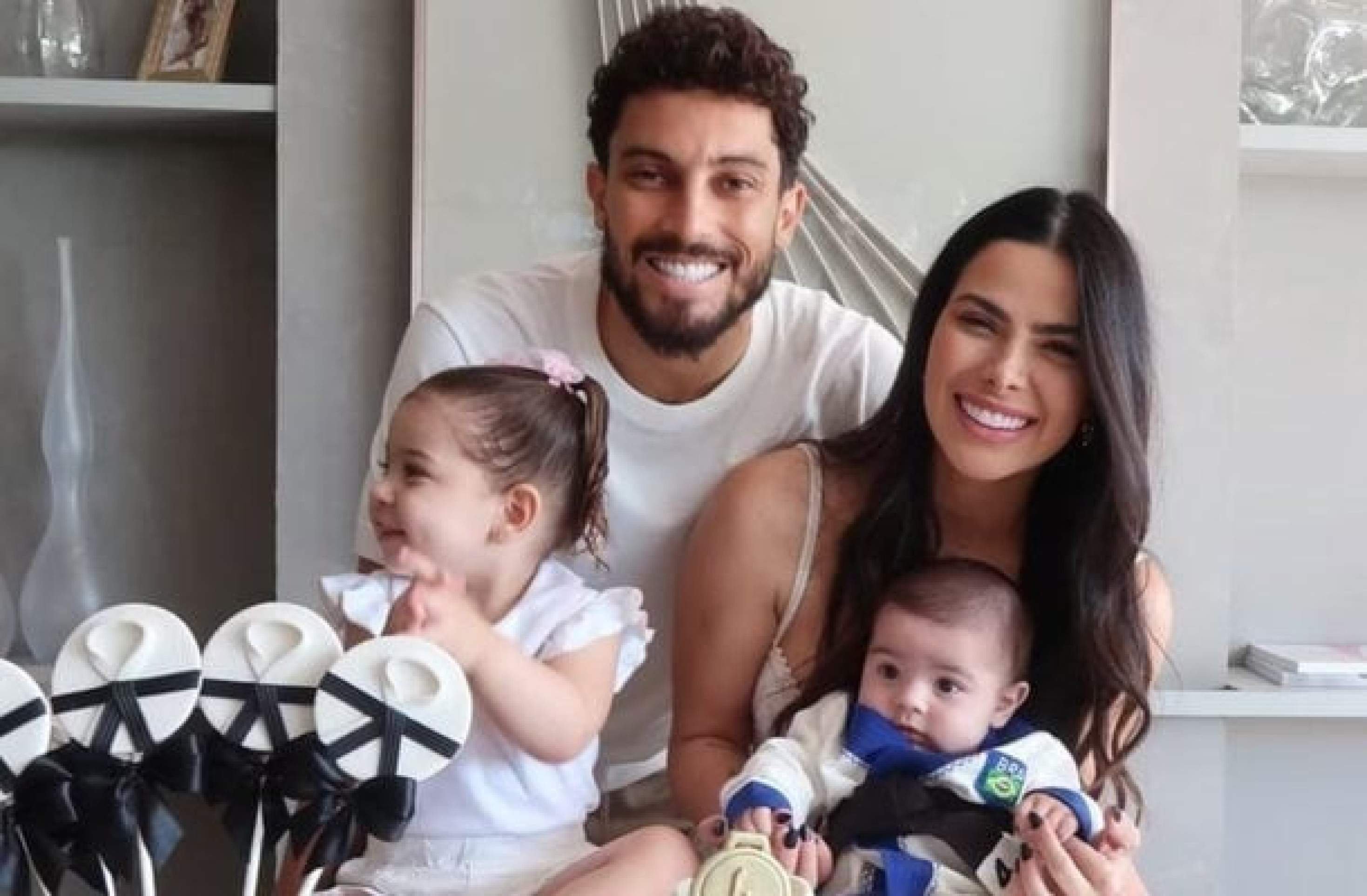 Vitoria Telles, esposa de Alex Telles, sofre acidente de carro em Nova York -  (crédito: Foto: Reprodução/Instagram)