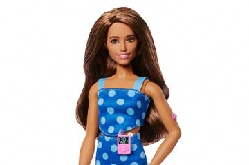 An undated handout photograph released on July 8, 2025, by US toy manufacturer Mattel, shows their new Barbie doll with type 1 diabetes. - (crédito: MATTEL/AFP) An undated handout photograph released on July 8, 2025, by US toy manufacturer Mattel, shows their new Barbie doll with type 1 diabetes. - (crédito: MATTEL/AFP)